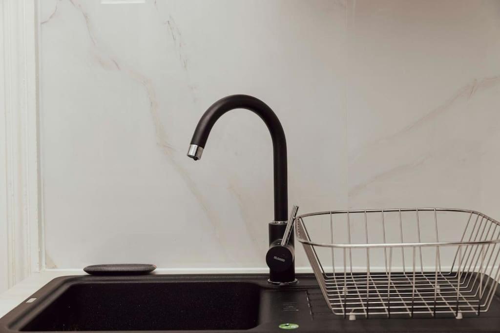 Modern Stylish Comfortable 2 Bedroom Apartment ウィーン エクステリア 写真